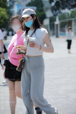 【玻璃赛帖】灰裤奶茶妹