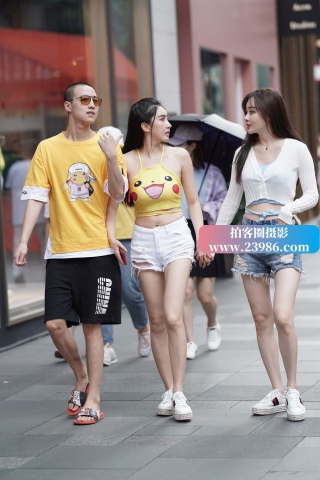 长发美腿小姐姐