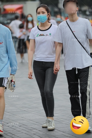 黑色紧牛小姐姐