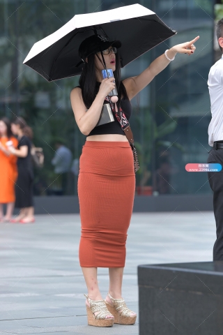 性感紧致包臀裙