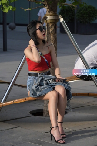 极品性感大长腿美女