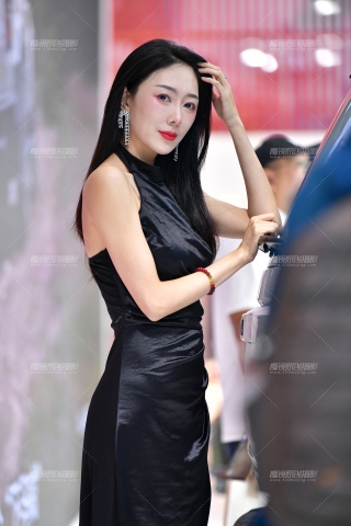 ★长裙漂亮车模美女