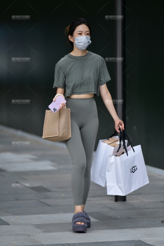 ★独自购物紧身裤美女