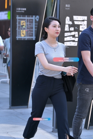 【红石赛帖】紧身西裤少妇