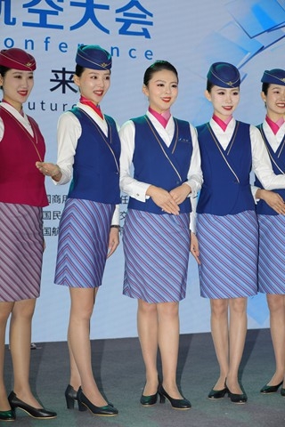 cota大会，美女空姐（完整版）