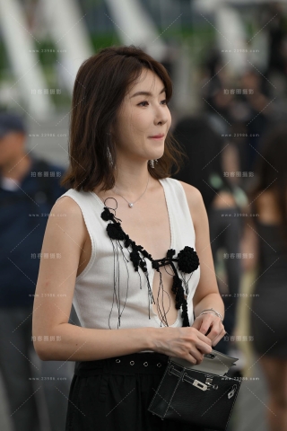 性感又清新的小姐姐