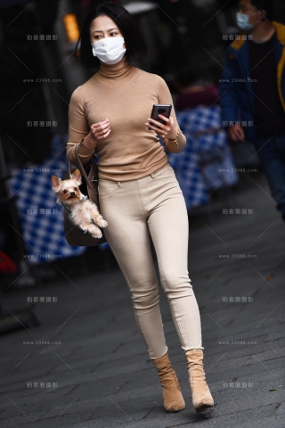 【咔喳赛帖】美女出现小意外