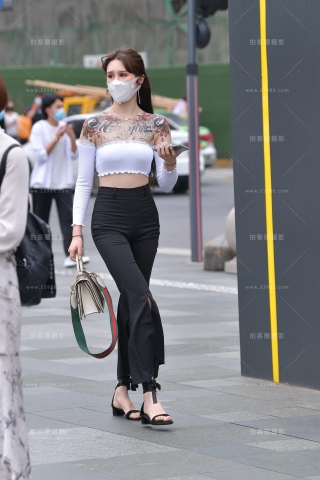 【视觉冲击赛贴】抹胸紧身黑裤