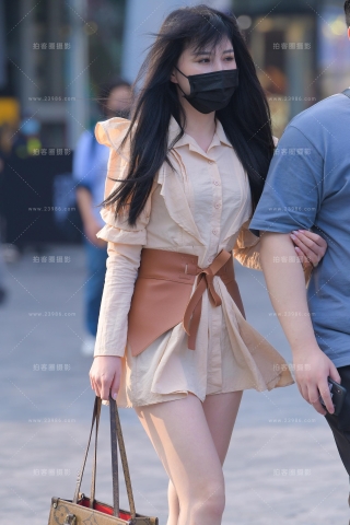 【红石赛贴】黄裙美女