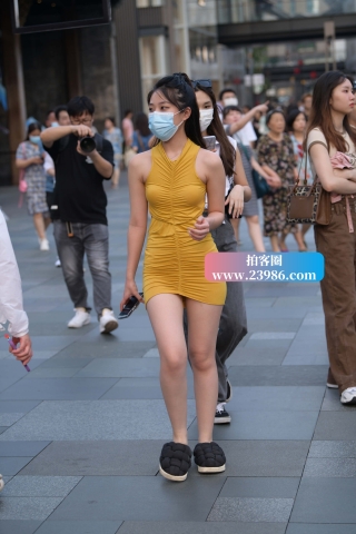 哟，裙子就有点短~