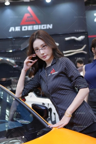 网红车模--小袁宝 【图片➕视频】