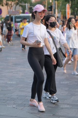 【红石赛贴】性感瑜伽裤美女