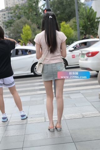 街拍气质短裙小清新小仙女
