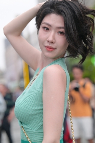 白嫩吸晴包臀【原图+视频】