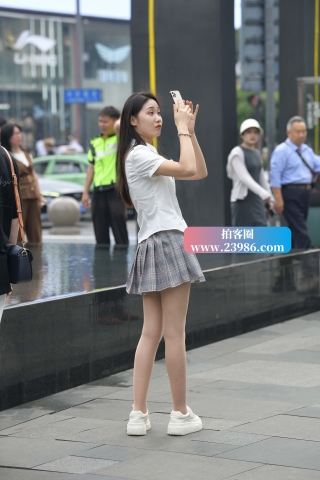 抓拍百褶裙R丝小仙女