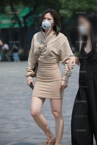 【玻璃赛帖】肉色包臀裙