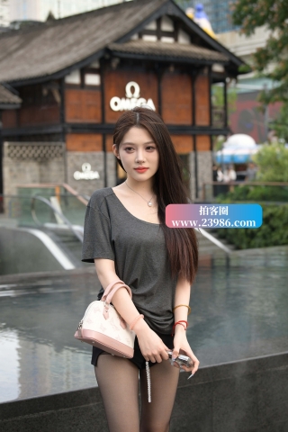 看一眼就爱上的女孩！