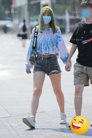 灰色热裤Y Y女友