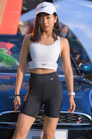 【红石赛帖】紧身裤美女