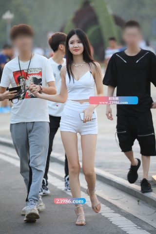 【凯恩赛帖】夏日清新美女 颜值高身材好