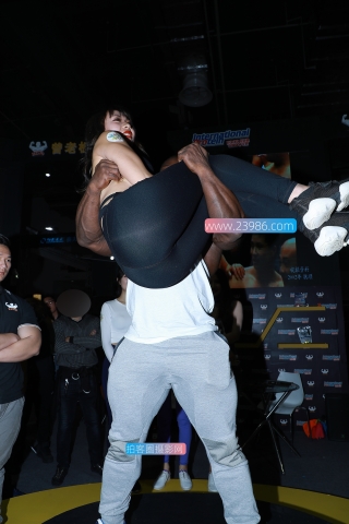 【街拍之魂赛帖】B3、你渴望力量吗