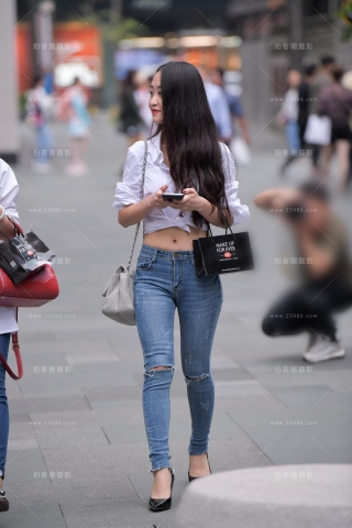 【凯恩赛贴】紧牛美眉