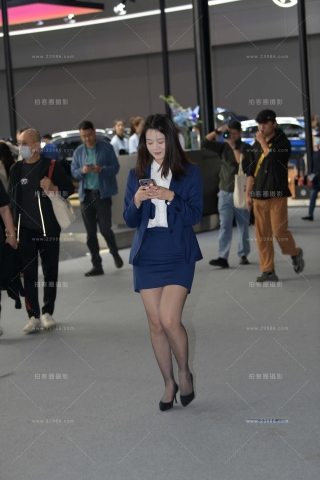 高跟制服嘿丝美女