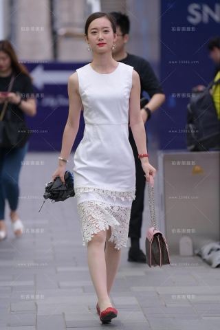 【街拍之魂赛帖】风韵美**