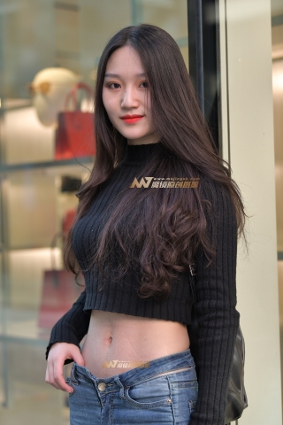 【红石赛帖】漂亮的牛仔裤美女