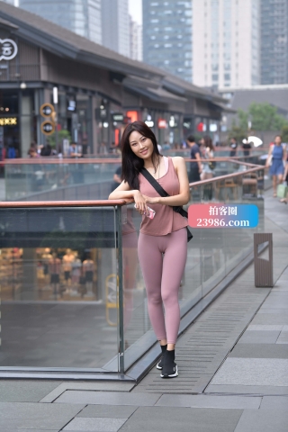 ★搭讪紧身瑜伽裤美女★