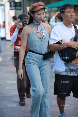 【玻璃街拍】连体牛仔裤