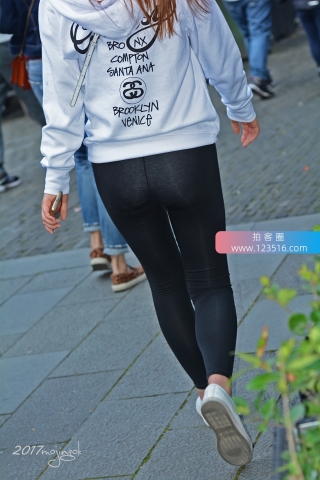 咔喳赛4  太暗了，试下机内闪光，有疗效