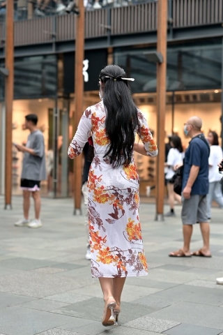 古典风美女姐姐3段共6分26秒  [5.60 GB]（视频版）