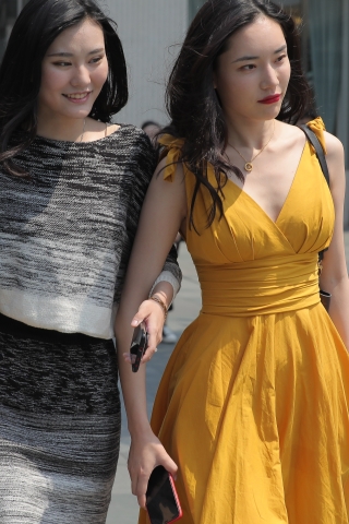 【凯恩赛贴】闺蜜逛街购物两不误