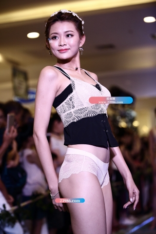 【Mark赛帖】内衣秀1