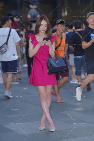 美腿美足美女辣妈