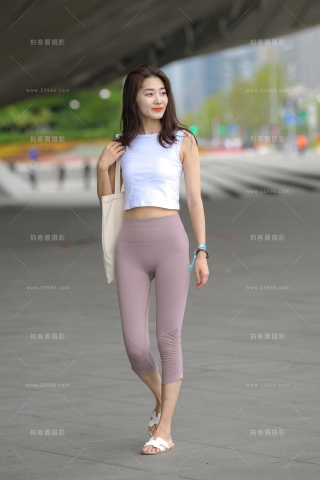 【街拍之魂赛帖】邻家一般的丽人