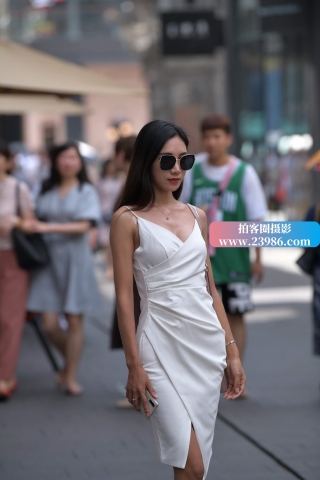 街拍时尚气质街拍美女