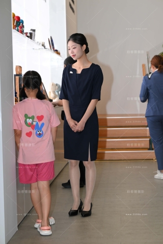 超薄rou丝礼仪妹纸