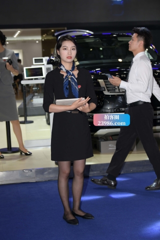 秀气的嘿丝小姐姐