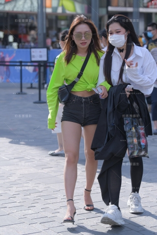 【玻璃赛帖】黑色热裤Y  Y